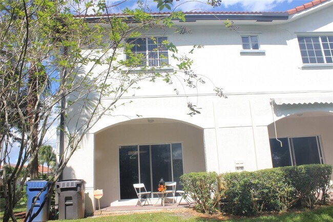 Building Photo - 3558 NW 29th Ct