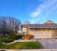 Building Photo - 6979 Pebble Creek Woods Dr