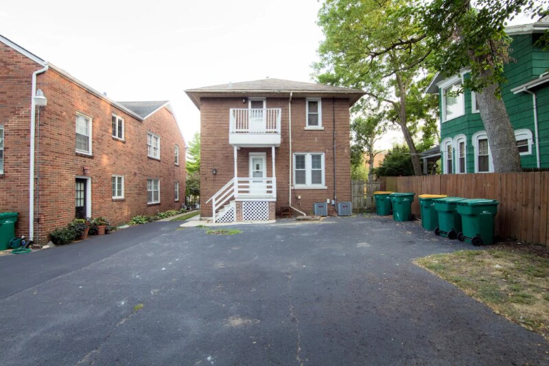 Building Photo - 511 W Marion St