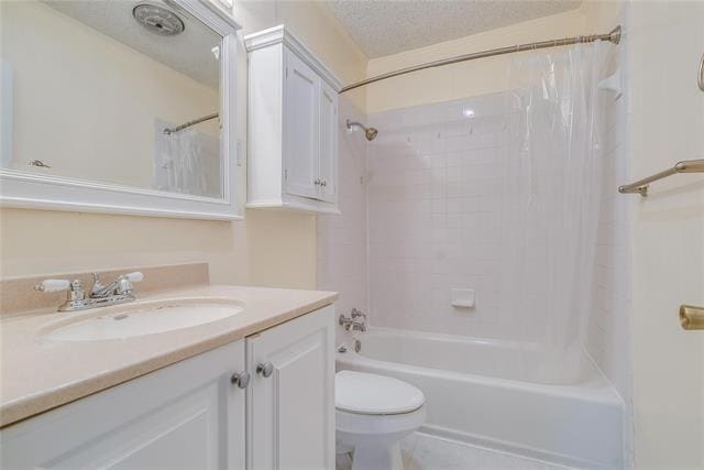 Building Photo - 7400 Llano Ave