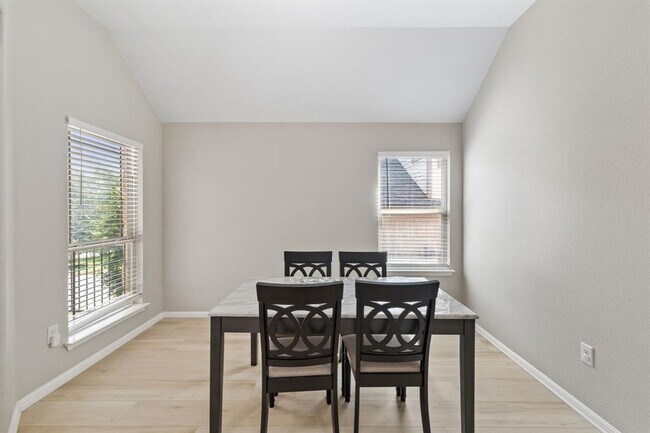 Building Photo - 117 Fosini Cove