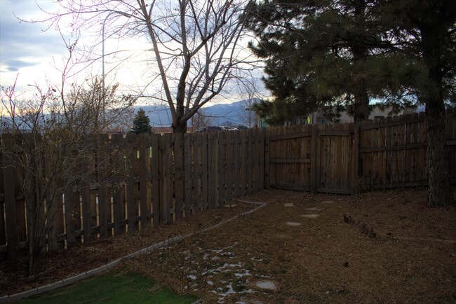 Building Photo - 3801 Smoke Tree Dr