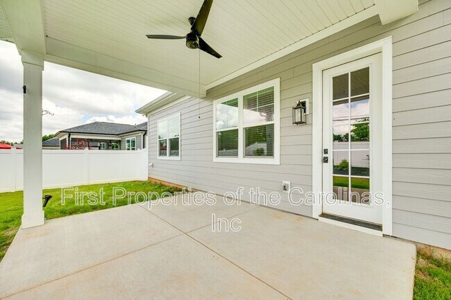 Building Photo - 13702 Tranquil Day Dr