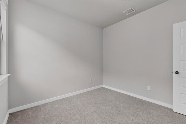 Building Photo - 116 Appleberry Ln