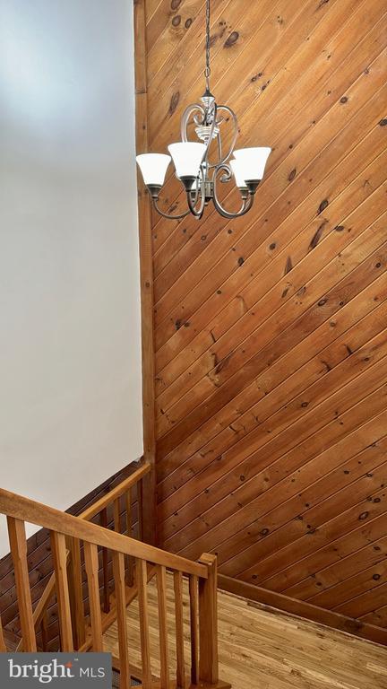 Building Photo - 101 Sarahs Ln