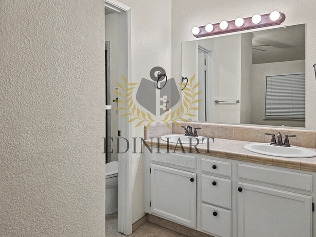 Building Photo - 2282 E Decatur Ave