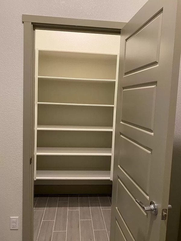 Building Photo - 2467 Valverde Dr