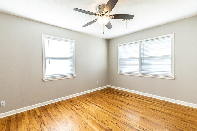 Building Photo - 3814 32nd St