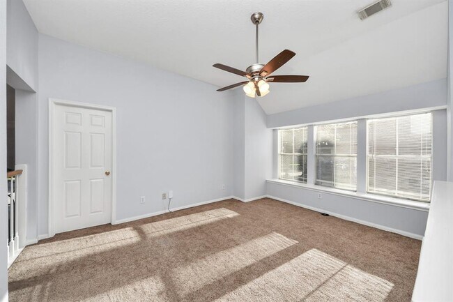 Building Photo - 623 Airybrook Ln