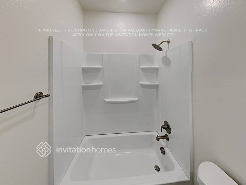 Building Photo - 4058 W Crossflower Ave