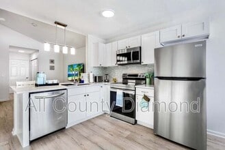 Building Photo - 2623 Lagoon Knoll Dr