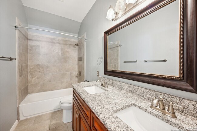 Building Photo - 207 Verde Ridge