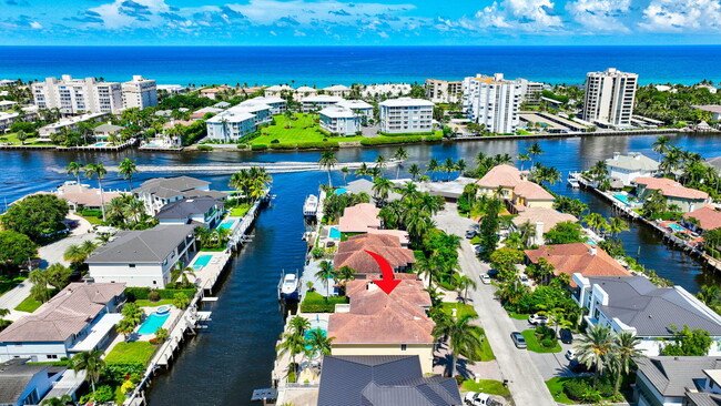 Building Photo - 953 Banyan Dr