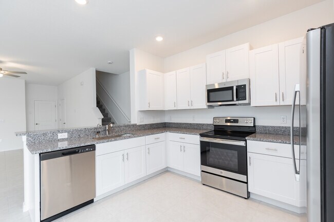 Building Photo - 32011 Powderpuff Mimosa Dr