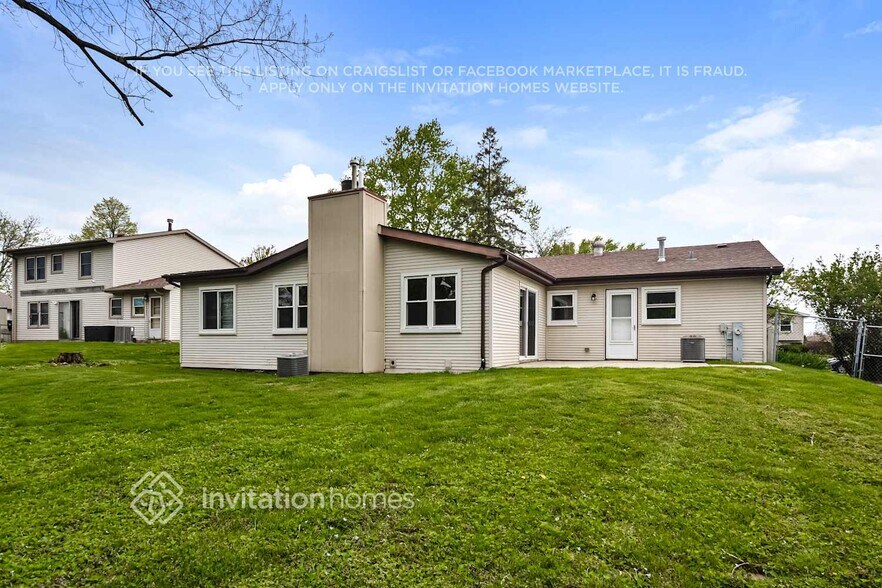 Building Photo - 735 Burr Oak Dr