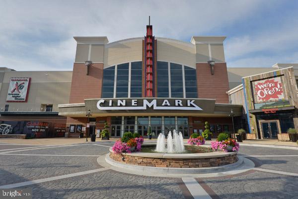 Building Photo - 11 Gardenside Pl