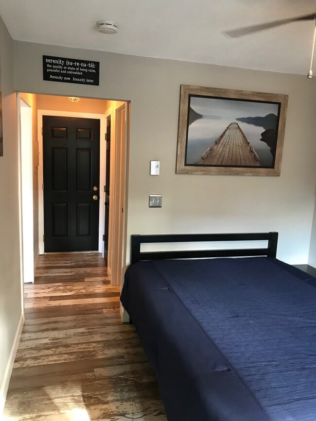 Building Photo - 50 North St.