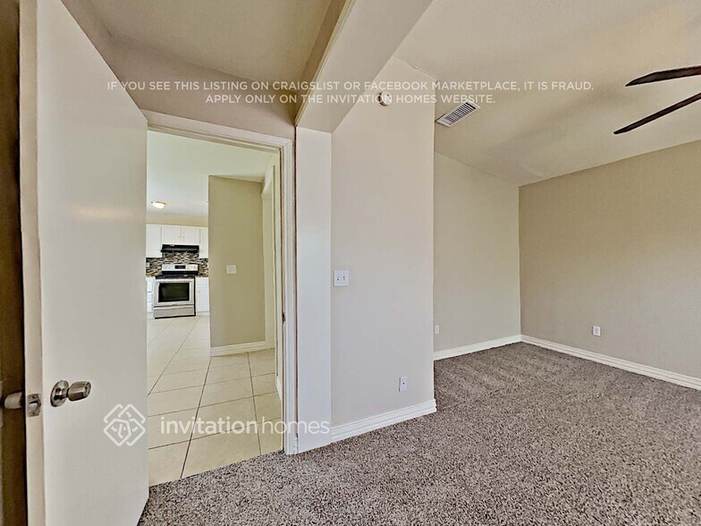 Building Photo - 506 Plainview Dr