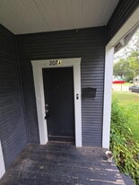 Building Photo - 207 E Rutherford St