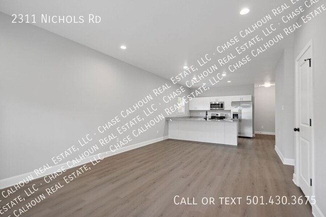 Building Photo - 2311 Nichols Rd