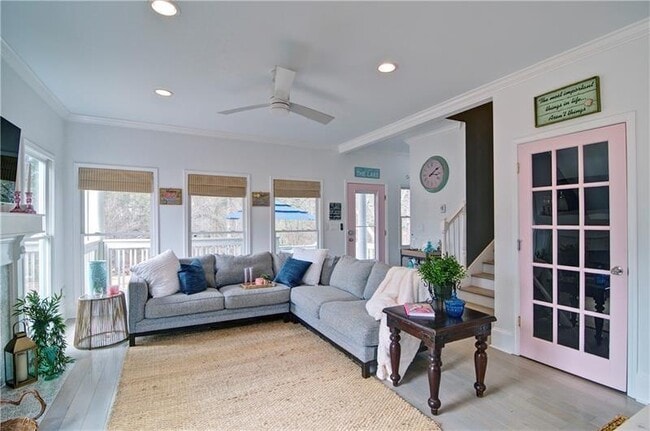 Building Photo - 4060 Merritt Dr