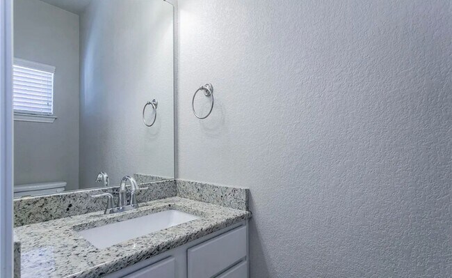 Building Photo - Cozy Townhome in Temple, Tx