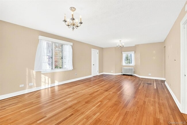 Building Photo - 5 Seymour Pl