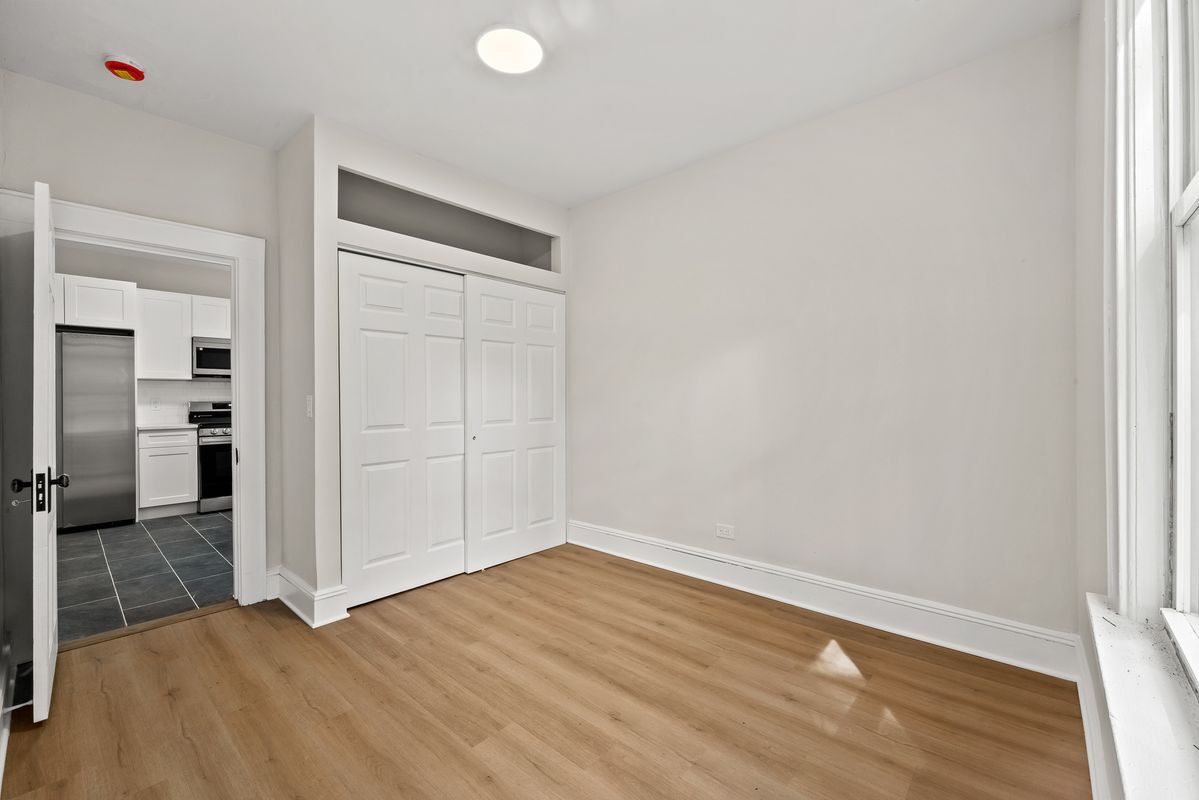 Building Photo - 28 Riverside Pl