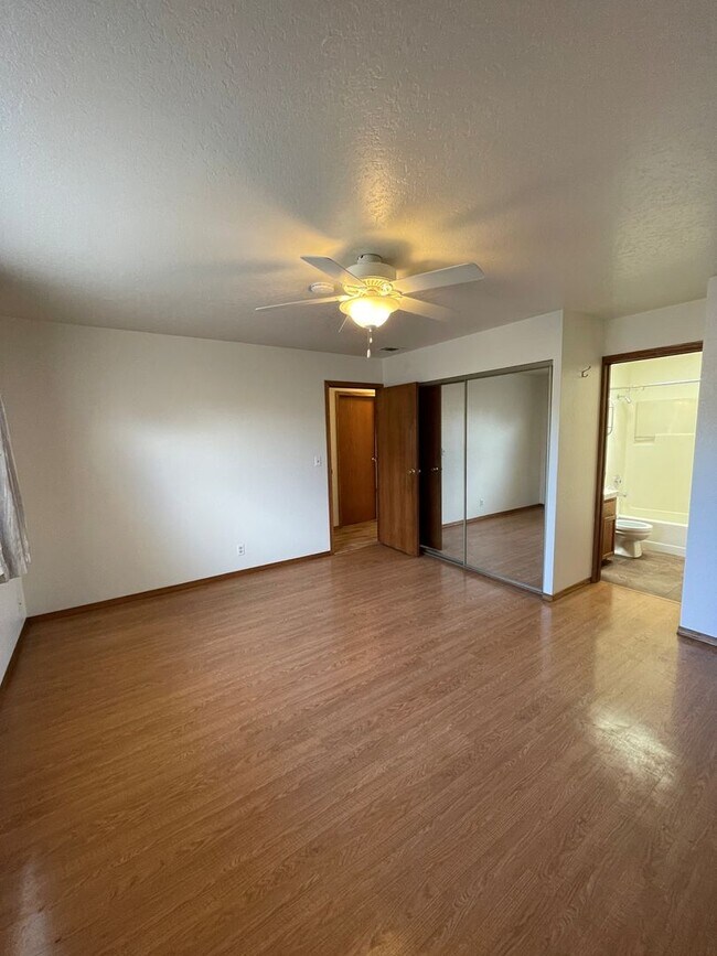 Building Photo - 4751 Scott Way