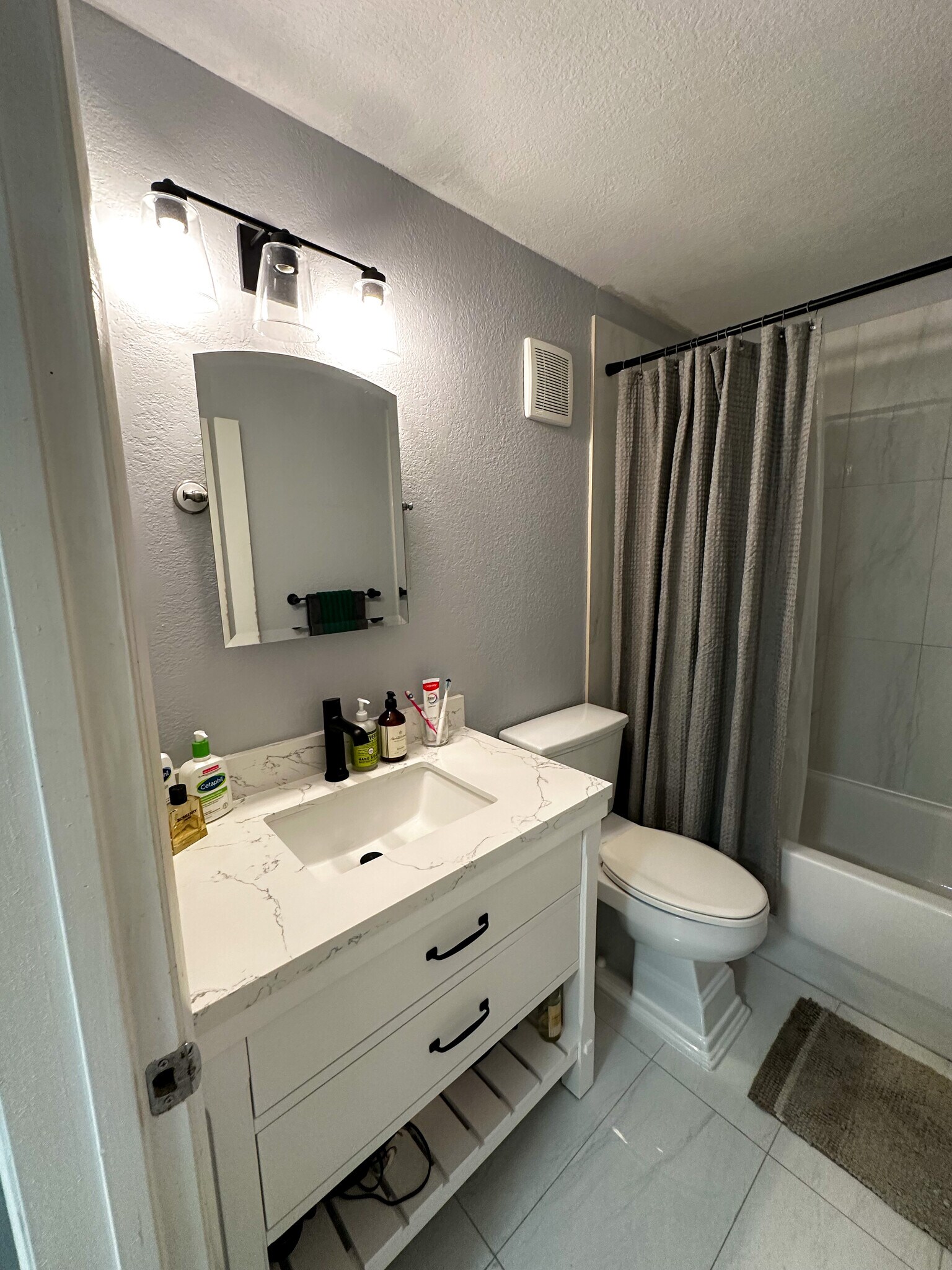 Bathroom - 210 5th Ave S