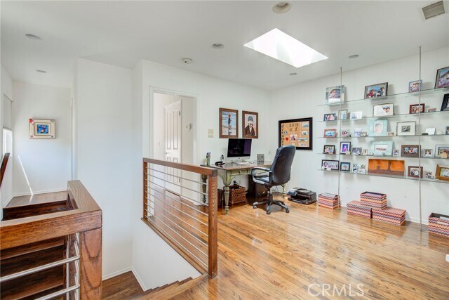 Building Photo - 333 3rd St