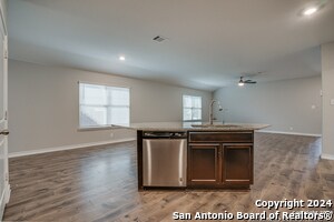 Building Photo - 422 Sabine River