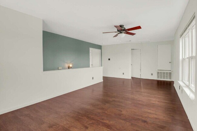 Building Photo - "Discover Your Dream Home: Spacious 3-Bedroom Oasis with Granite Elegance in San Antonio!"