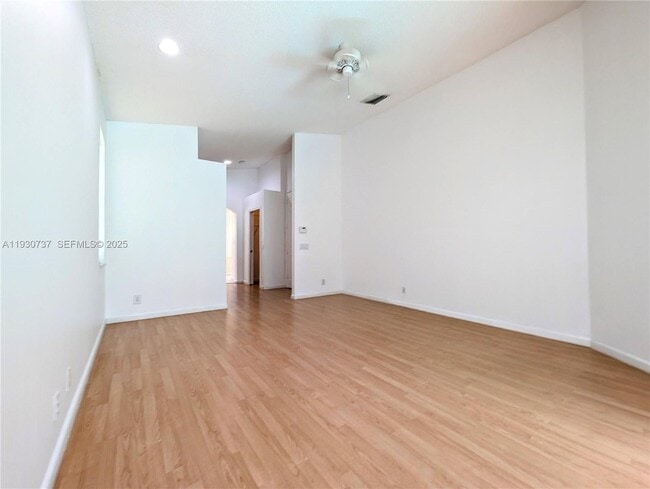 Building Photo - 3937 Nighthawk Dr