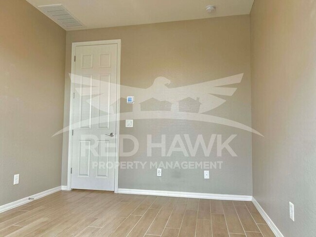 Building Photo - 41300 W Palmyra Ln