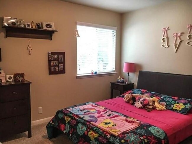 Building Photo - 17900 Linkview Dr