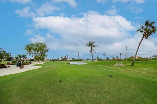 Building Photo - 6361 Bahia Del Mar Blvd S