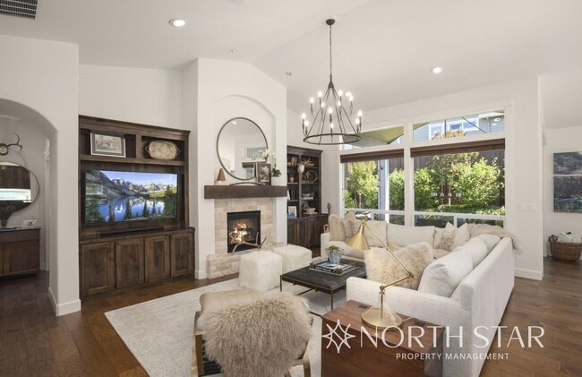 Building Photo - Beauty on Bull Mountain - Lease through Ma...