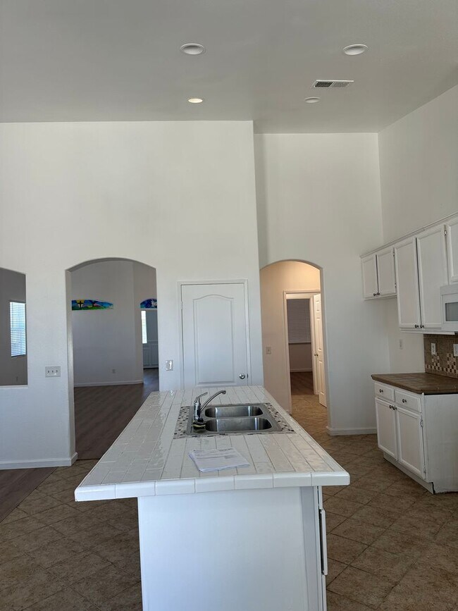 Building Photo - Spacious 4-Bedroom Home with Office, 3 Full Baths, and Modern Amenities