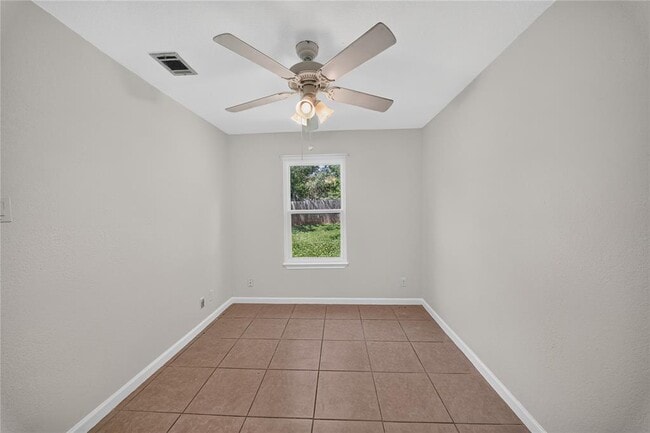 Building Photo - 339 Fantail Loop