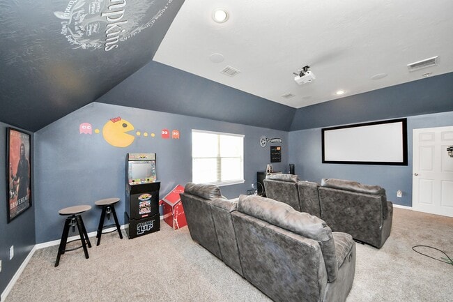 Building Photo - 17314 Pinecreek Hollow Ln
