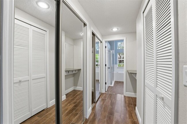 Building Photo - 11417 Palm Pasture Dr