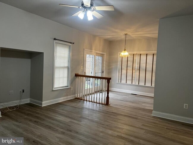 Building Photo - 101 Westgate Way