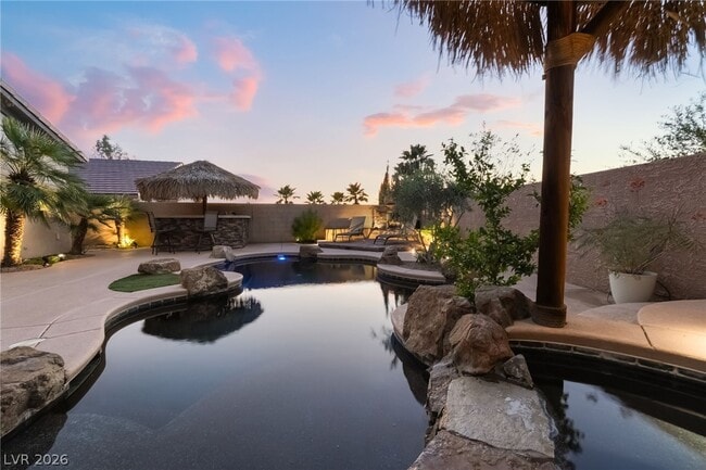 Building Photo - 2676 Lochleven Way