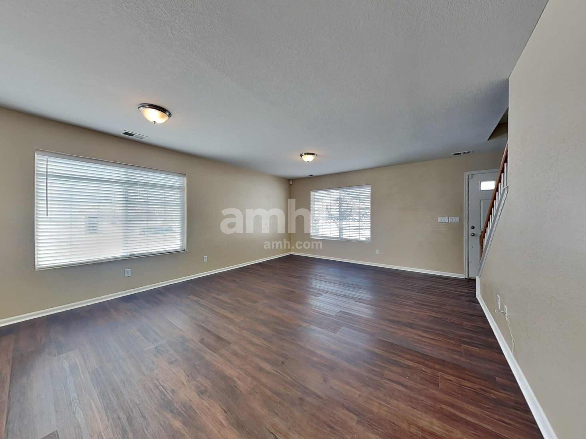 Building Photo - 19904 Robins Dr