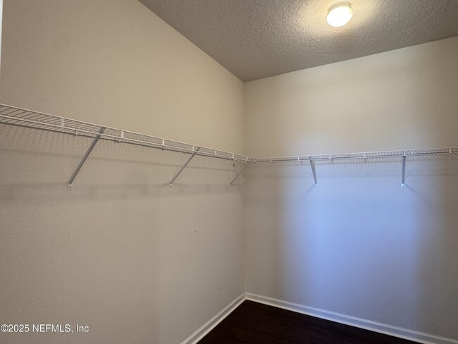 Building Photo - 2904 Laurel Springs Dr