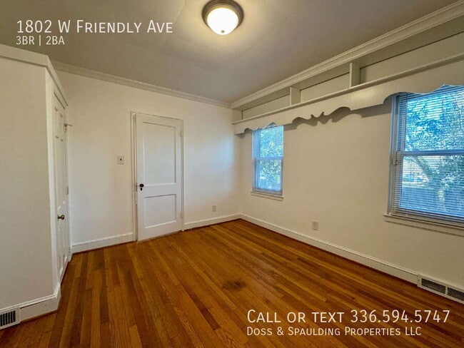 Building Photo - 1802 W Friendly Ave