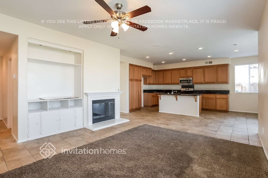 Building Photo - 52 Ivory Ave