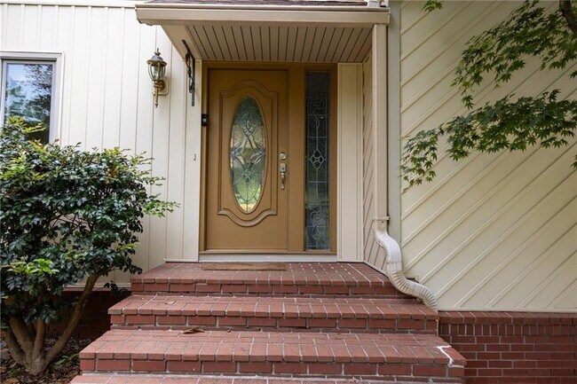 Building Photo - 4079 Dunnington Dr