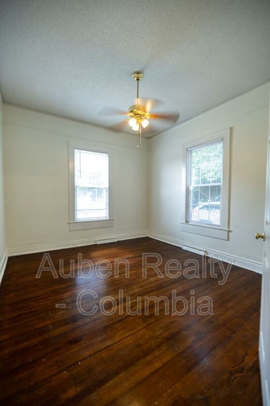 Building Photo - 1112 Olympia Ave